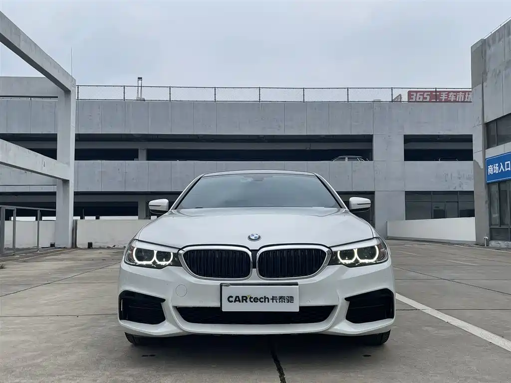BMW 5 Series 2019