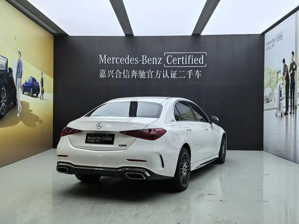 Mercedes-Benz C-Class 2024