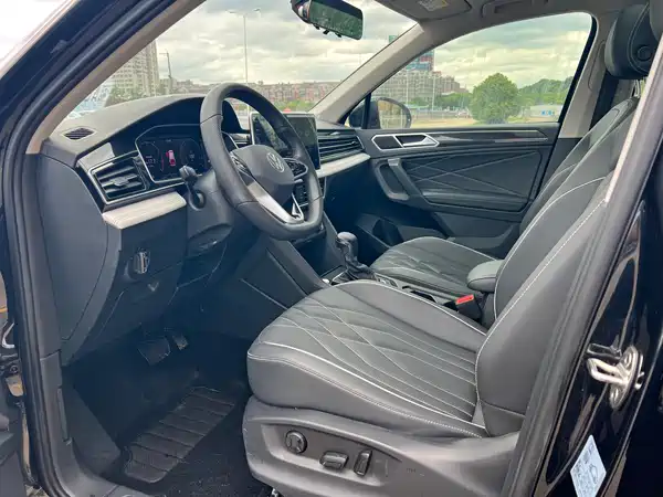 Volkswagen Tiguan L 2022