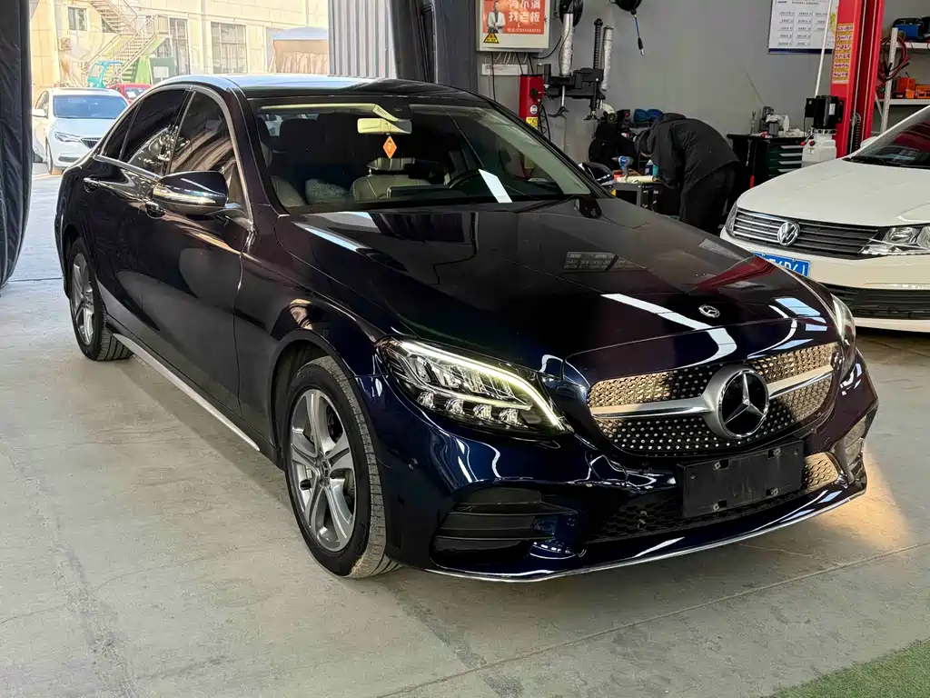 Mercedes-Benz C-Class 2018 — фото 3
