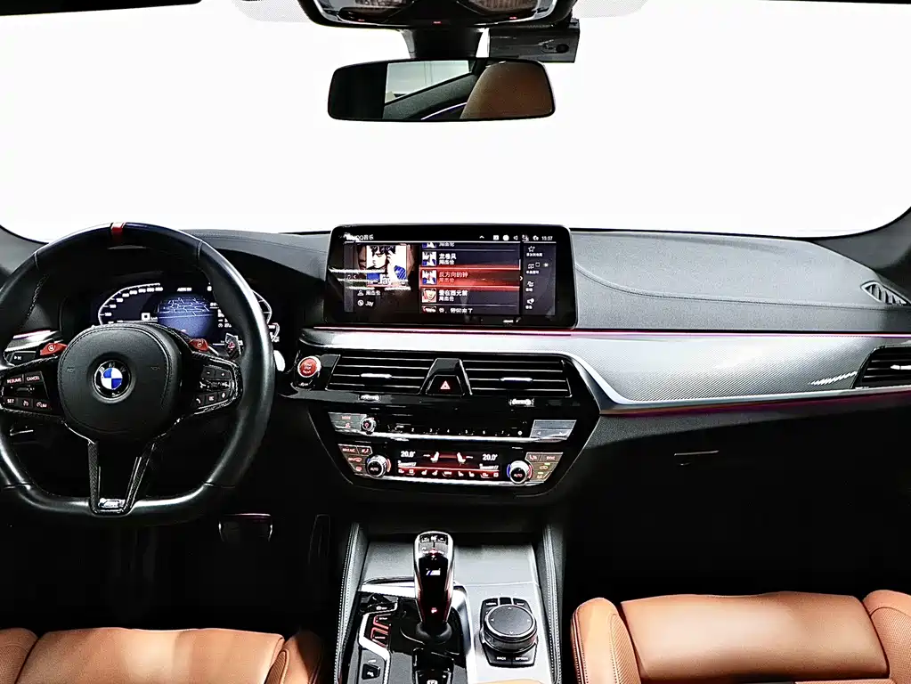 BMW M5 2021 — фото 17