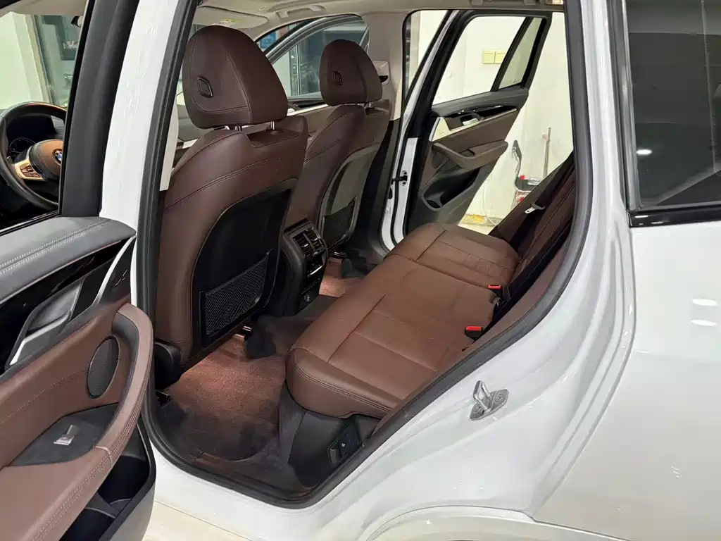 BMW X3 2019 — фото 10