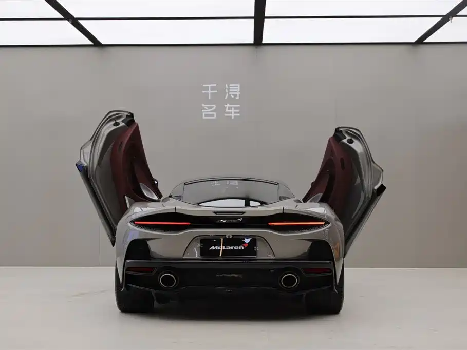McLaren GT 2021 — фото 13