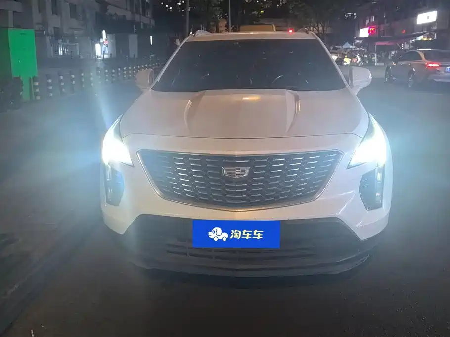 Cadillac XT4 2020 — фото 2