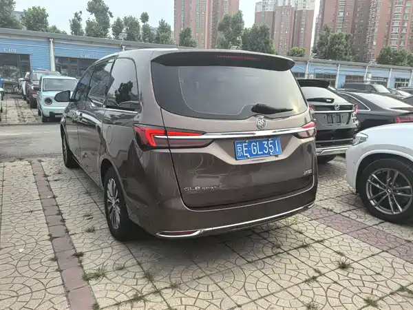 Buick GL8 2020