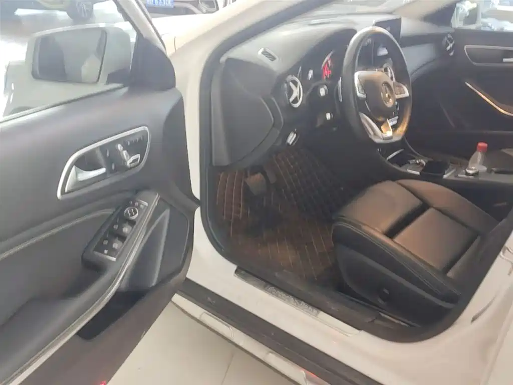 Mercedes-Benz GLA 2019 — фото 12