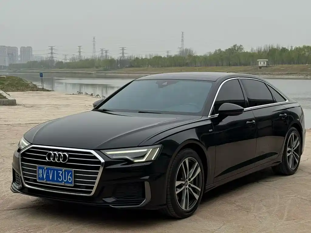Audi A6L 2019 — фото 1