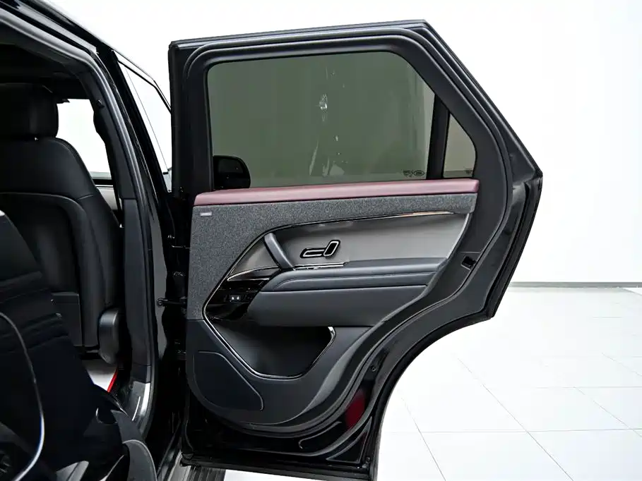Land Rover Range Rover Sport 2025 — фото 22