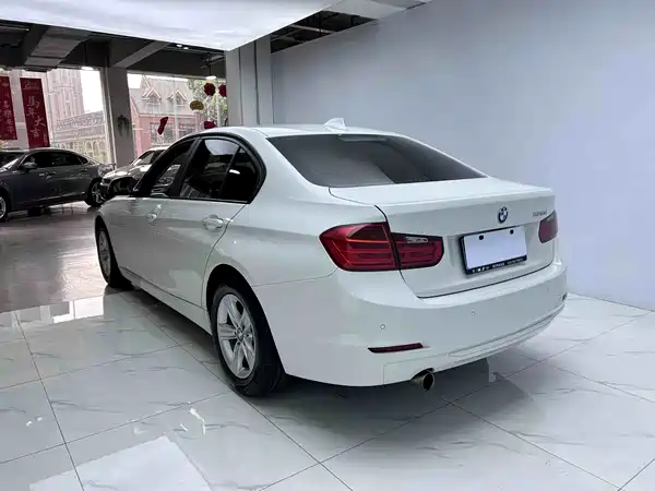 BMW 3 Series 2015