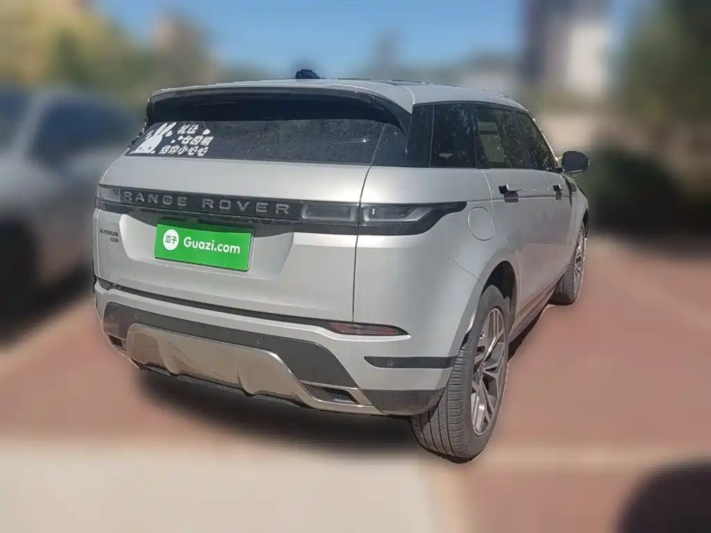 Land Rover Evoque 2023 — фото 5