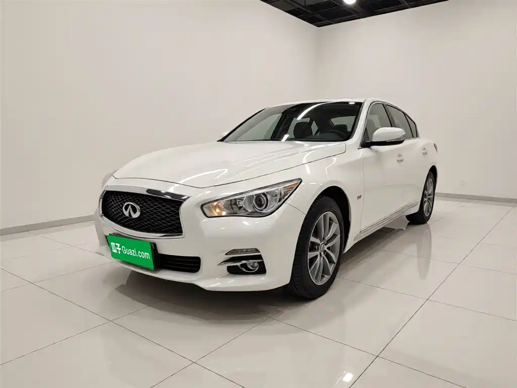 Infiniti Q50L 2016 — фото 1