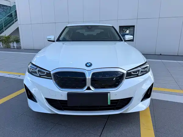 BMW i3 2022