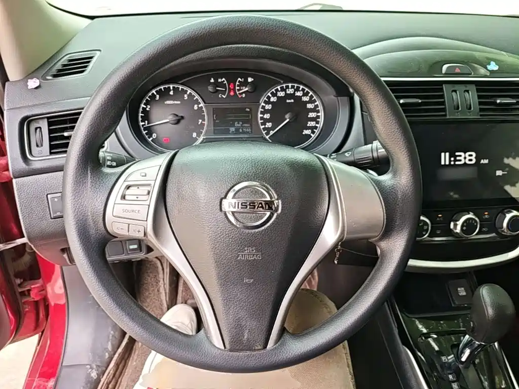 Nissan Tiida 2019 — фото 11