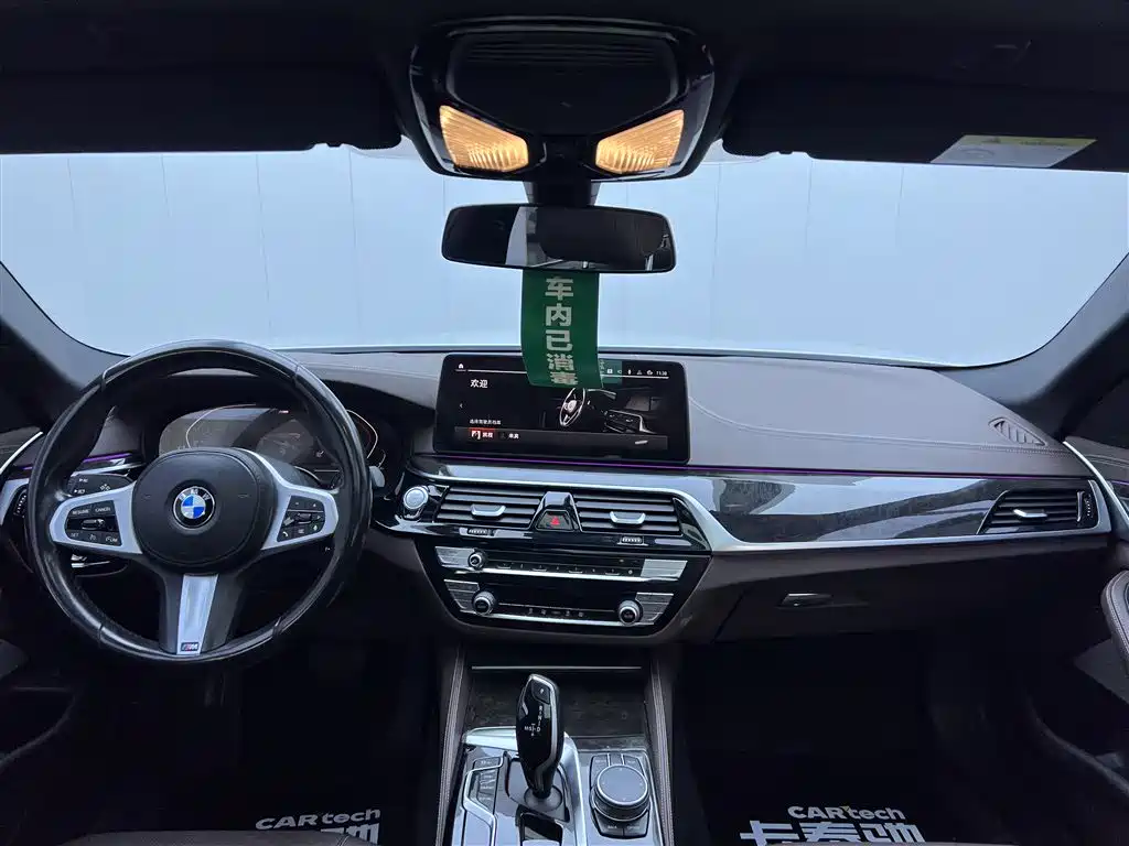 BMW 5 Series 2022 — фото 13