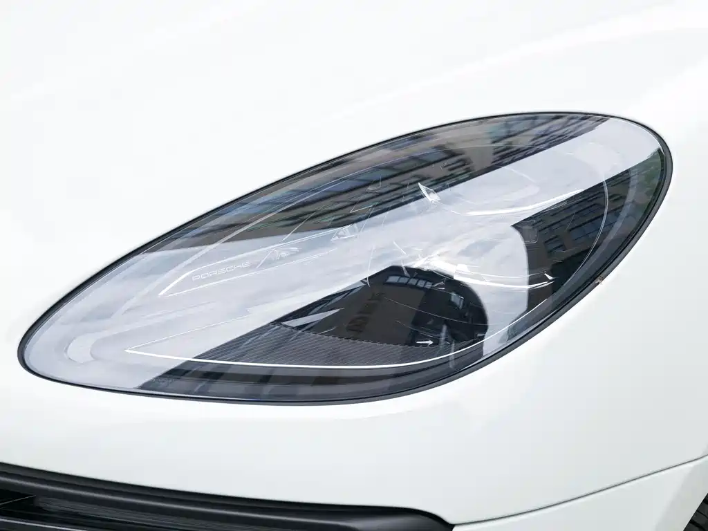 Porsche Macan 2021 — фото 13