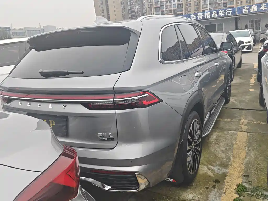 Geely Xingyue L 2024 — фото 18