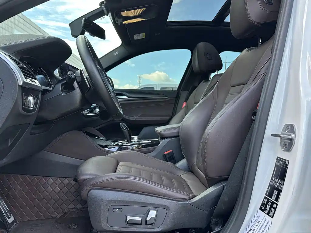 BMW X4 2019 — фото 15