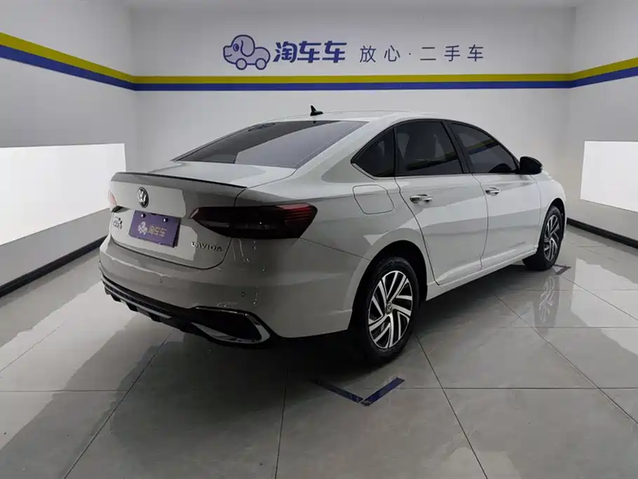 Volkswagen Lavida 2024