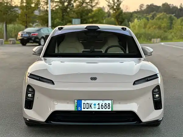 NIO ET5 2025
