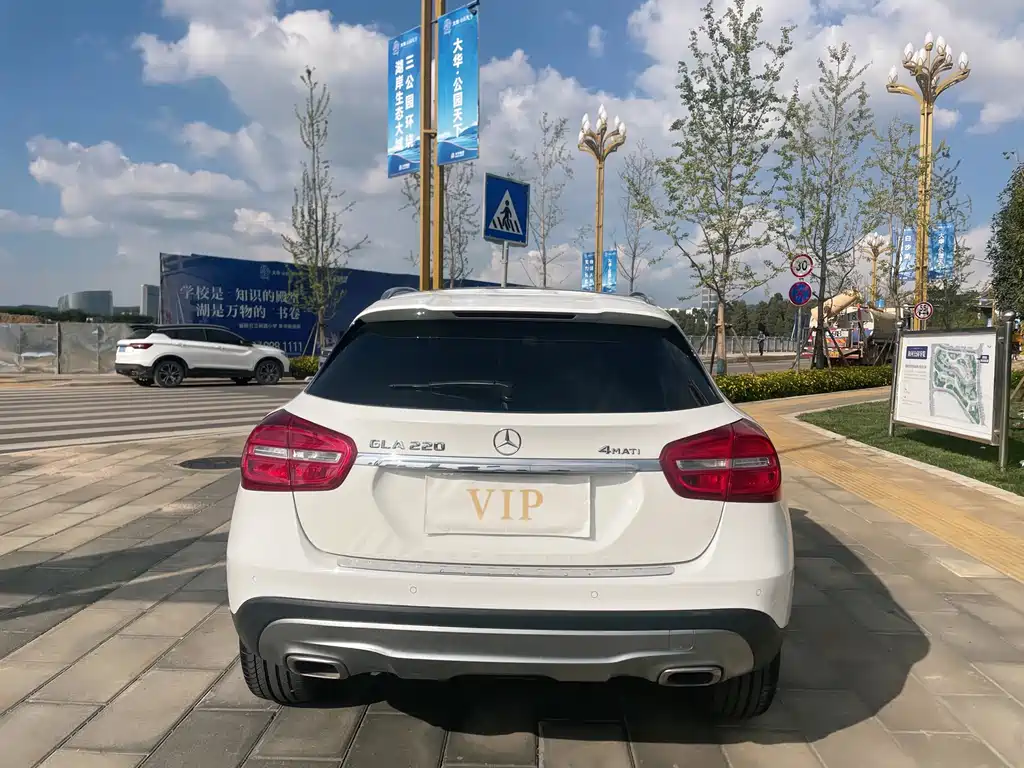 Mercedes-Benz GLA 2016 — фото 9