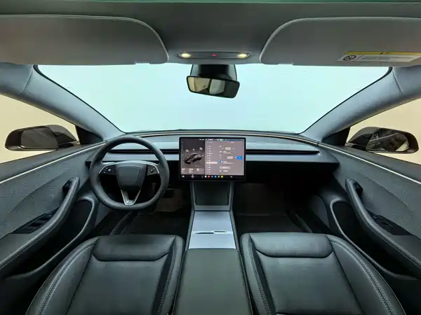 Tesla Model 3 2026