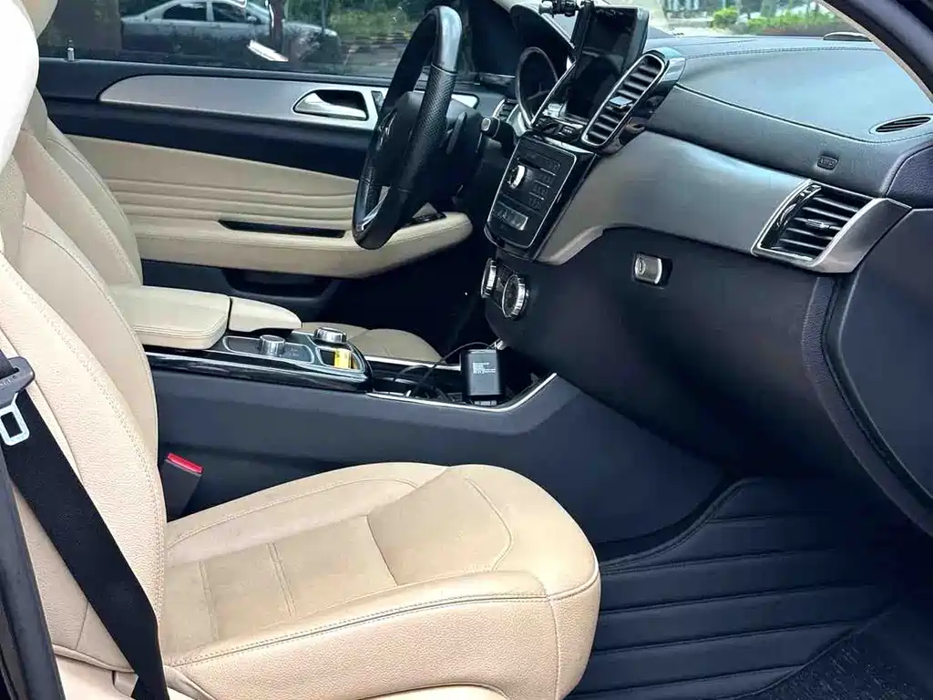 Mercedes-Benz GLE Coupe 2018 — фото 13