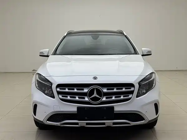 Mercedes-Benz GLA 2017