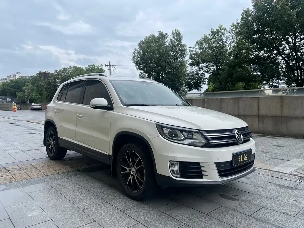Volkswagen Tiguan 2015 — фото 2