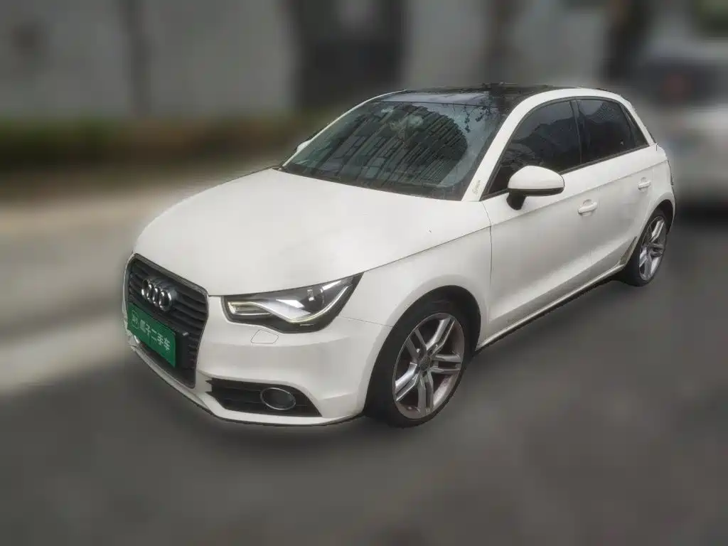 Audi A1 2014 — фото 1