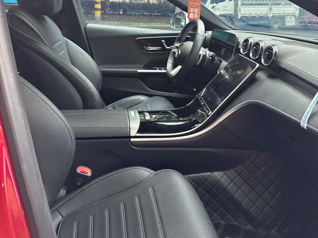 Mercedes-Benz C-Class 2021 — фото 18