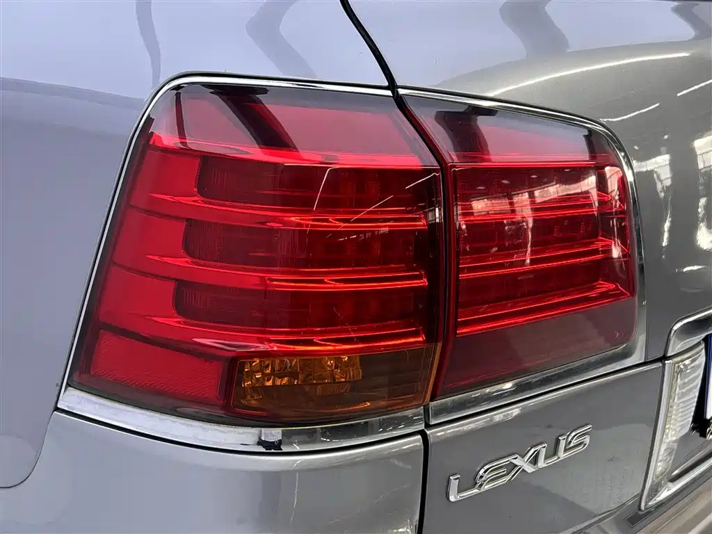 Lexus LX 2008 — фото 8