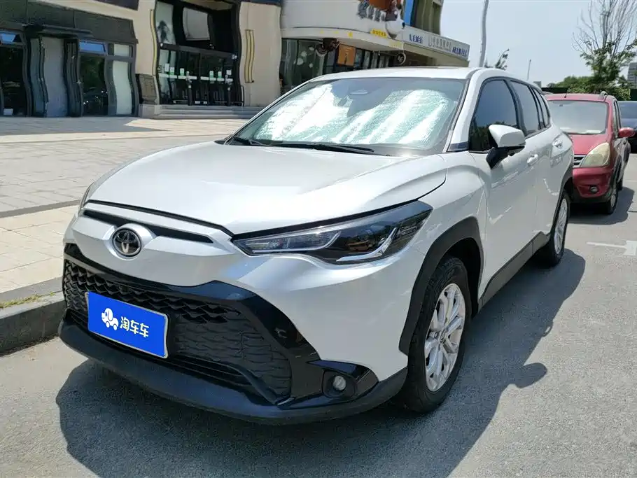 Toyota Frontlander 2025 — фото 1