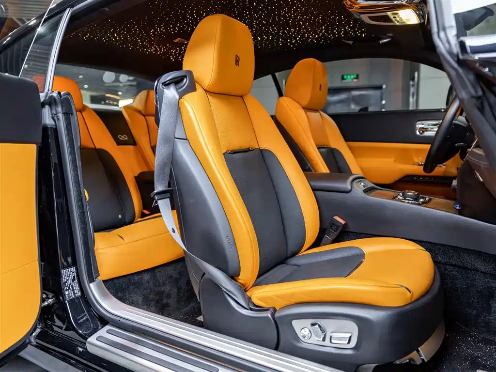 Rolls-Royce Wraith 2020 — фото 19