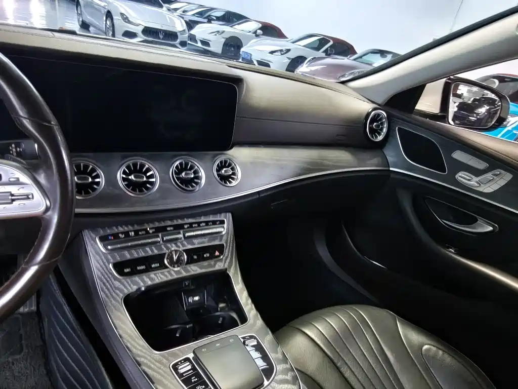 Mercedes-Benz CLS 2019 — фото 11