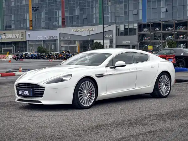 Aston Martin Rapide 2014