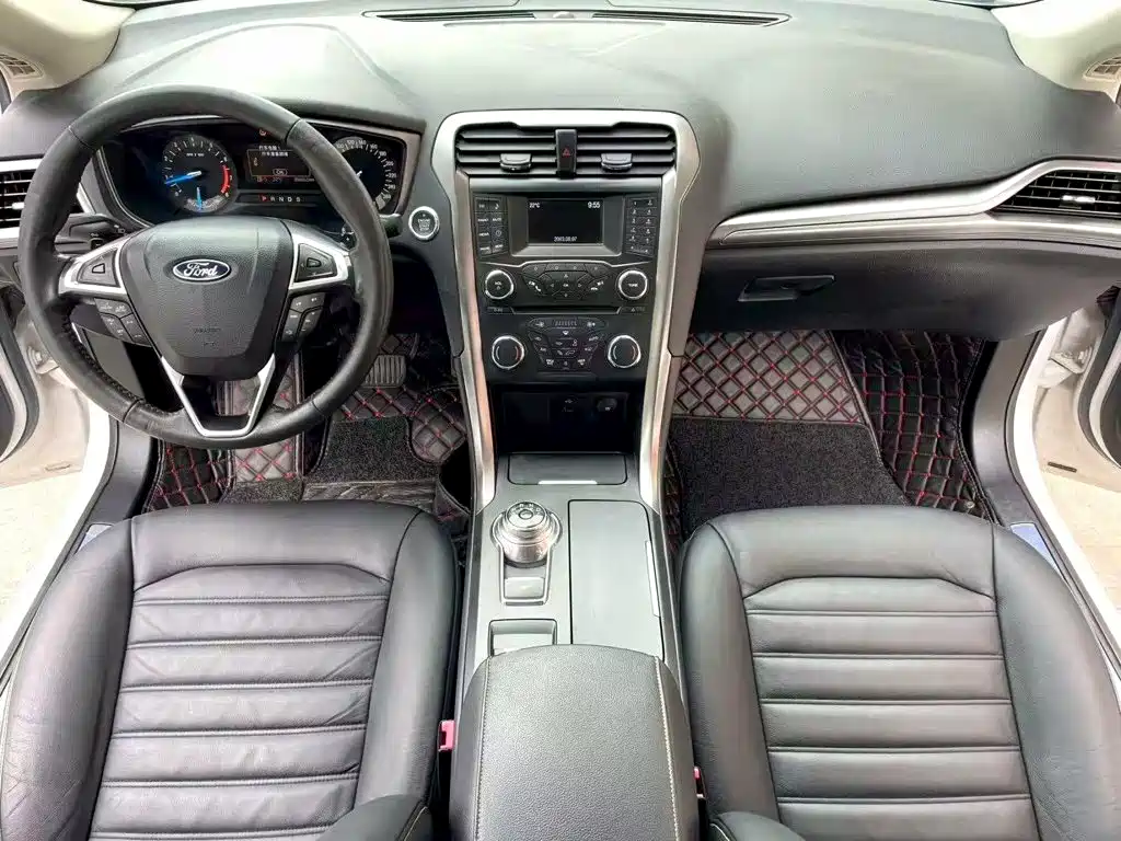 Ford Mondeo 2017 — фото 15