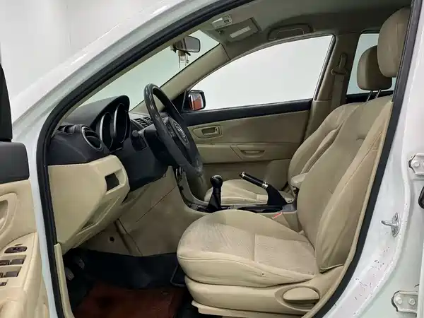 Mazda 3 2014