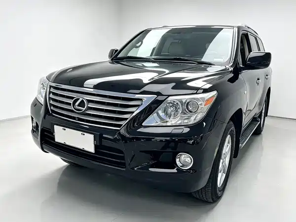 Lexus LX 2012