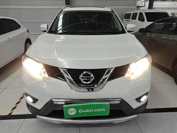 Nissan X-Trail 2015