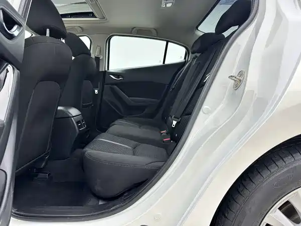 Mazda 3 Axela 2018