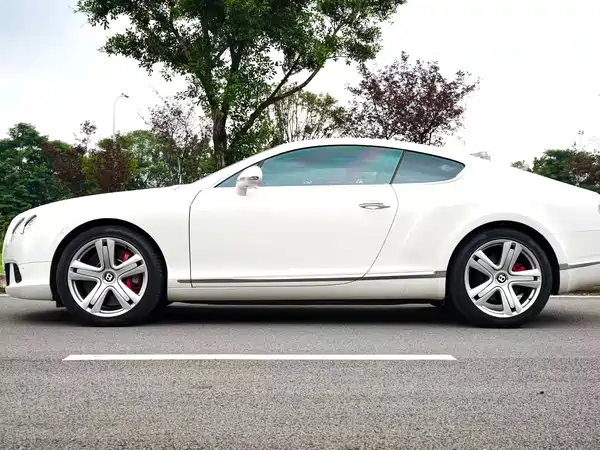 Bentley Continental 2014