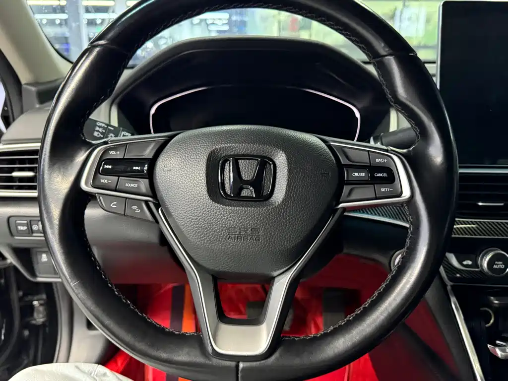 Honda Accord 2020 — фото 13