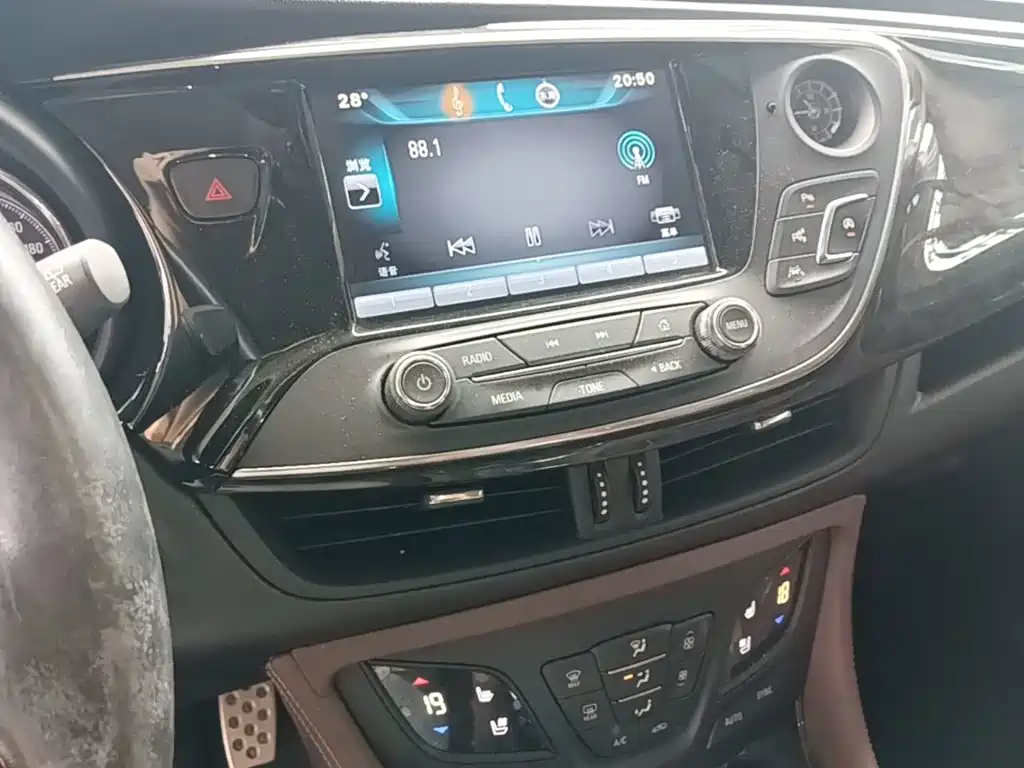 Buick Envision Plus 2015 — фото 13