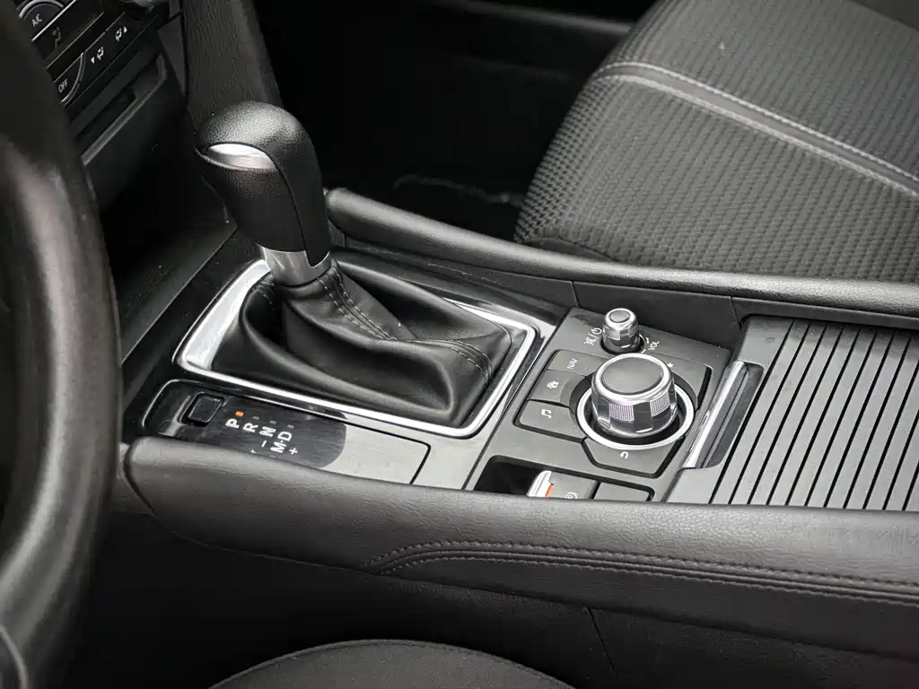Mazda 3 Angkesela 2018 — фото 11