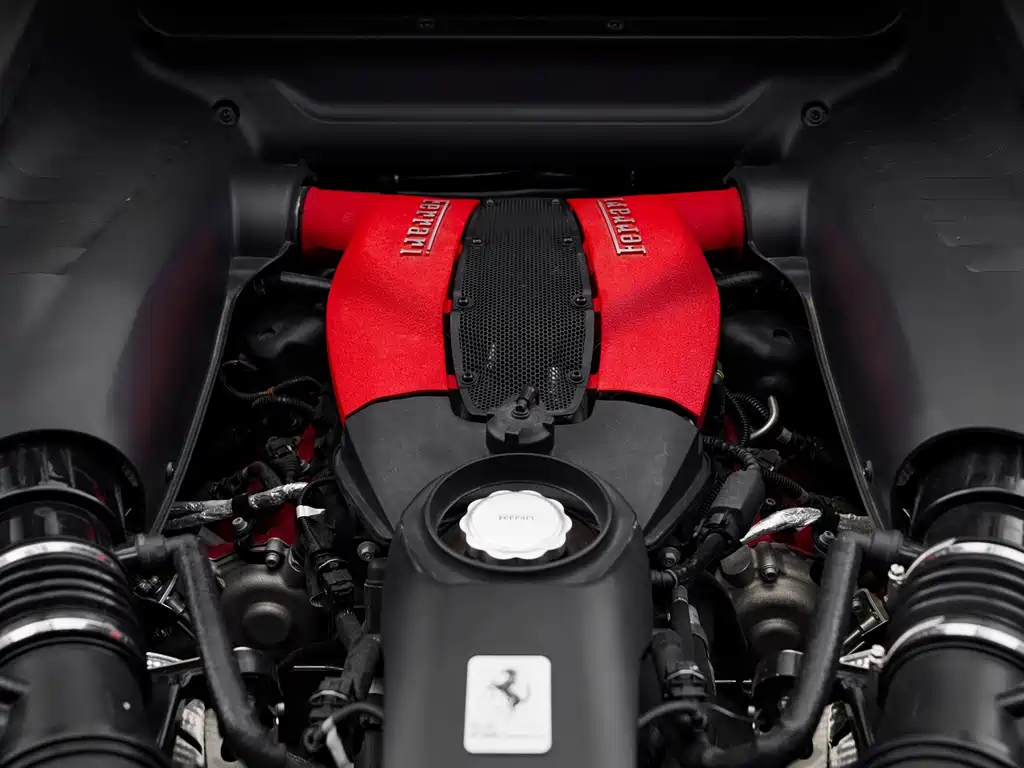 Ferrari F8 2023 — фото 3