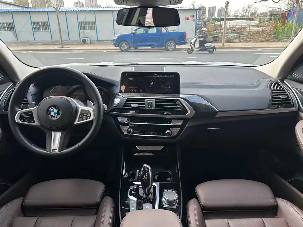 BMW X3 2021 — фото 9