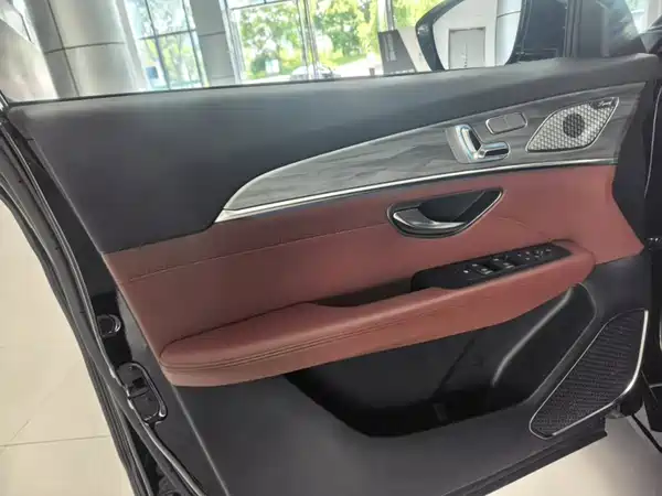 Jetour X70 PLUS 2023
