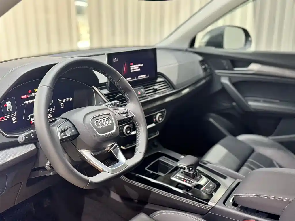 Audi Q5L 2021 — фото 5