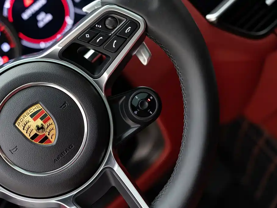 Porsche Cayenne New Energy 2020 — фото 19