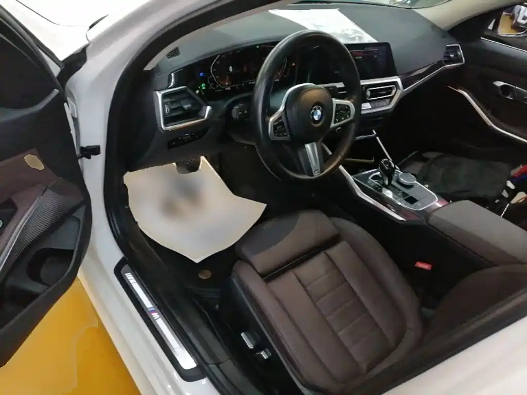 BMW 3 Series 2020 — фото 16